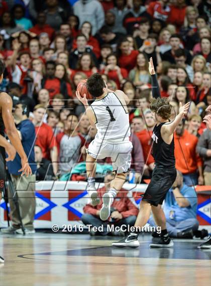 Thumbnail 1 in Bentonville vs. Cabot (AAA 7A Final) photogallery.