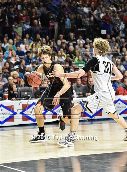 Thumbnail 3 in Bentonville vs. Cabot (AAA 7A Final) photogallery.