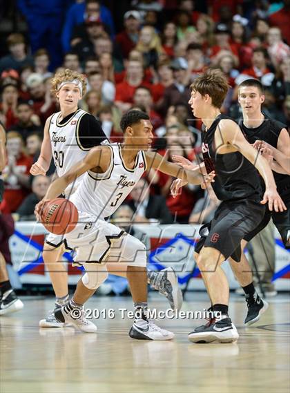 Thumbnail 2 in Bentonville vs. Cabot (AAA 7A Final) photogallery.