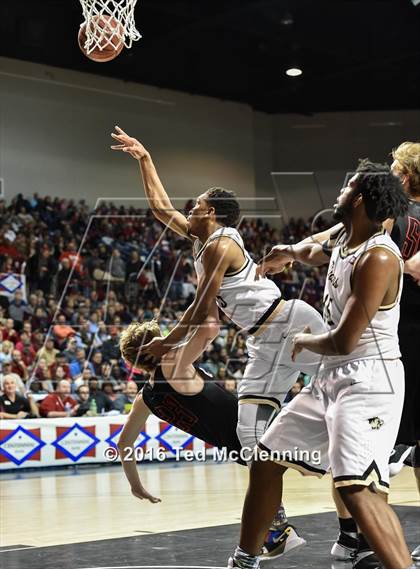 Thumbnail 3 in Bentonville vs. Cabot (AAA 7A Final) photogallery.