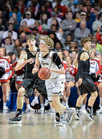 Thumbnail 3 in Bentonville vs. Cabot (AAA 7A Final) photogallery.