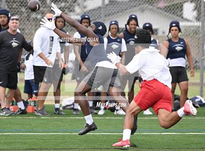 Thumbnail 3 in St. John Bosco vs. Los Alamitos (Battle At The Beach) photogallery.