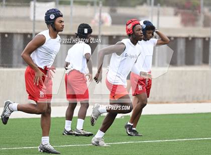 Thumbnail 2 in St. John Bosco vs. Los Alamitos (Battle At The Beach) photogallery.