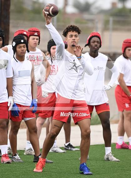 Thumbnail 2 in St. John Bosco vs. Los Alamitos (Battle At The Beach) photogallery.