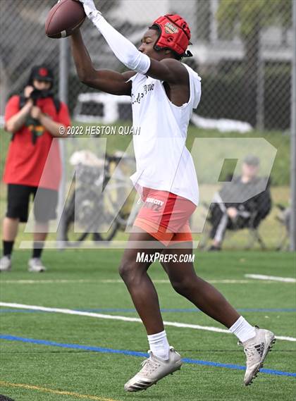 Thumbnail 1 in St. John Bosco vs. Los Alamitos (Battle At The Beach) photogallery.