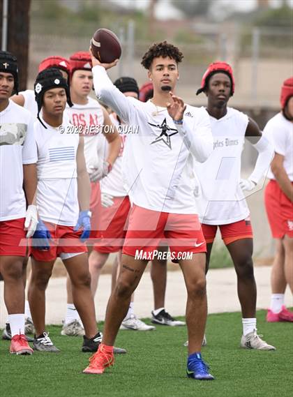Thumbnail 1 in St. John Bosco vs. Los Alamitos (Battle At The Beach) photogallery.