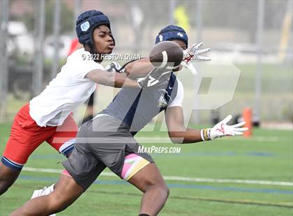 Thumbnail 2 in St. John Bosco vs. Los Alamitos (Battle At The Beach) photogallery.