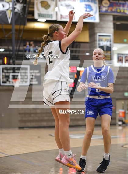 Thumbnail 3 in Dixie @ Desert Hills photogallery.