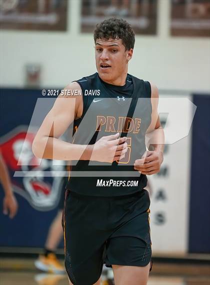 Thumbnail 3 in Mountain Pointe @ Perry (AIA 6A Quarterfinals) photogallery.