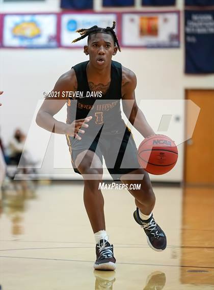 Thumbnail 3 in Mountain Pointe @ Perry (AIA 6A Quarterfinals) photogallery.