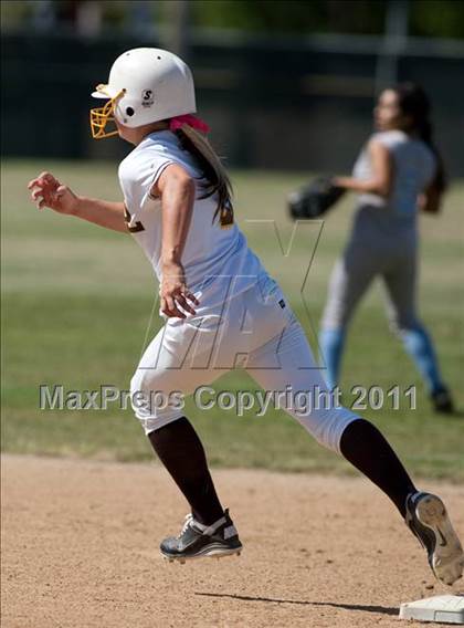 Thumbnail 2 in Montclair @ Don Lugo photogallery.