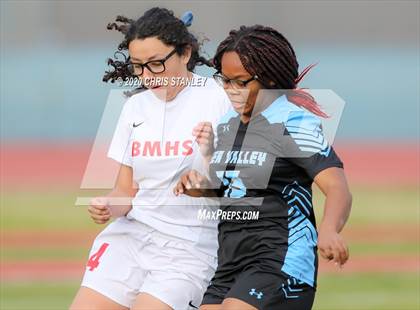 Thumbnail 3 in Deer Valley vs Bradshaw Mountain photogallery.