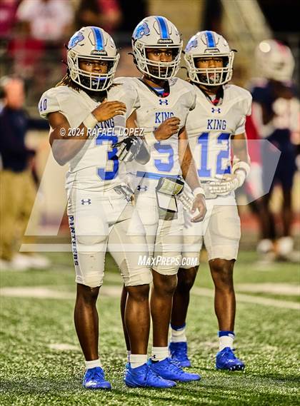 Thumbnail 3 in King @ Atascocita photogallery.