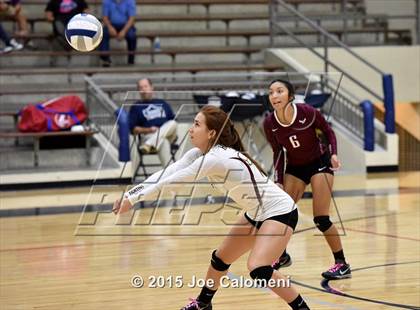 Thumbnail 2 in Highlands vs Brackenridge photogallery.