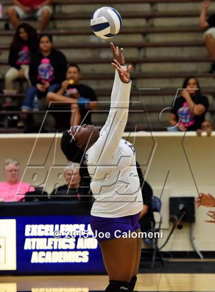 Thumbnail 3 in Highlands vs Brackenridge photogallery.