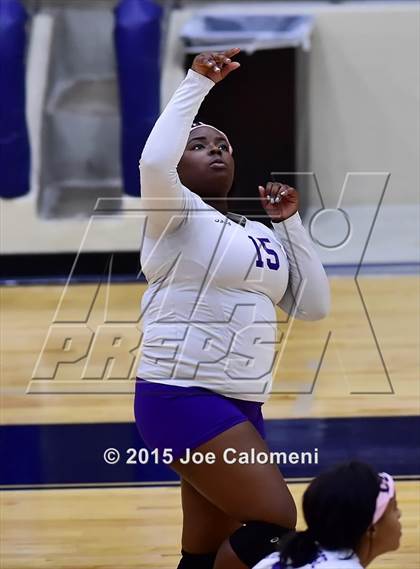 Thumbnail 3 in Highlands vs Brackenridge photogallery.