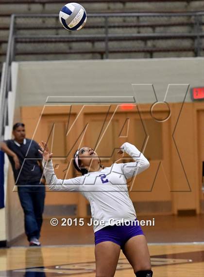 Thumbnail 3 in Highlands vs Brackenridge photogallery.