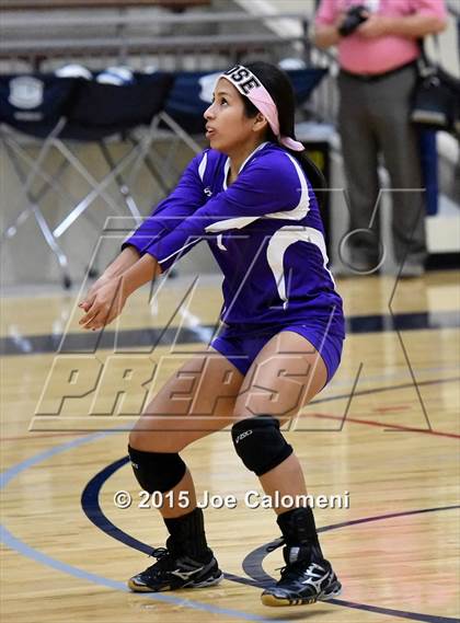 Thumbnail 3 in Highlands vs Brackenridge photogallery.