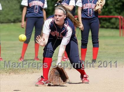 Thumbnail 2 in Torrance vs. Marymount (El Segundo Tournament) photogallery.