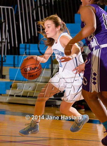 Thumbnail 3 in New Rochelle vs. Suffern (Ronnie Weaver Tournament) photogallery.