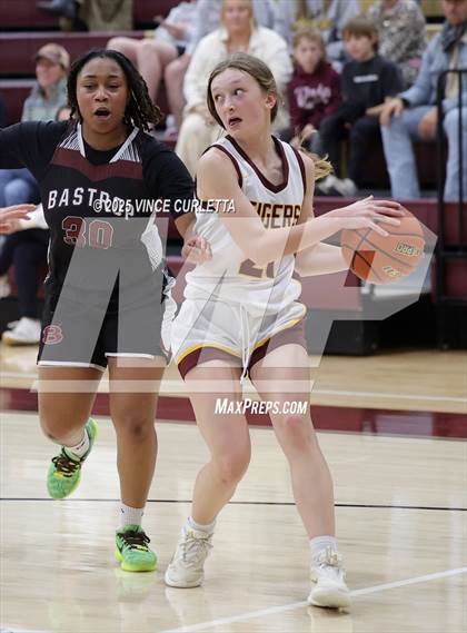 Thumbnail 1 in JV: Bastrop @ Dripping Springs photogallery.