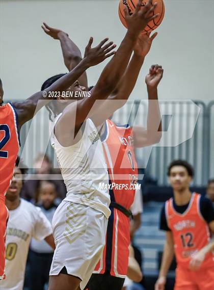 Thumbnail 1 in McDonough vs. North Cobb (Lemon Street Classic) photogallery.