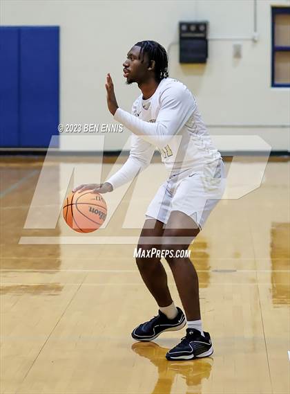 Thumbnail 2 in McDonough vs. North Cobb (Lemon Street Classic) photogallery.