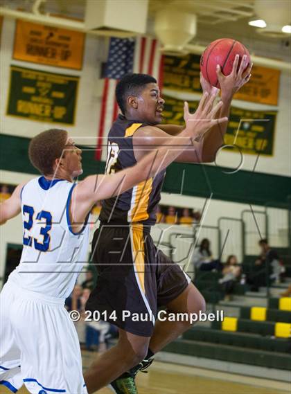 Thumbnail 3 in Marcos de Niza vs Buckeye (Horizon Invitational) photogallery.