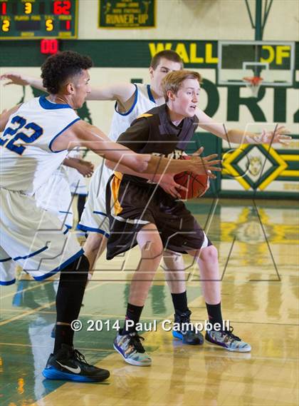 Thumbnail 3 in Marcos de Niza vs Buckeye (Horizon Invitational) photogallery.