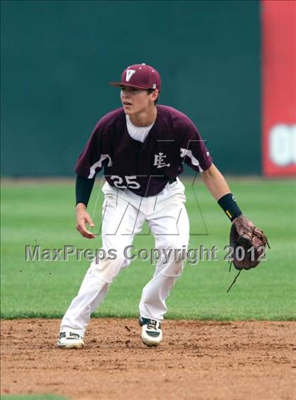 Thumbnail 2 in Montville vs. East Lyme (ECC Semifinal) photogallery.