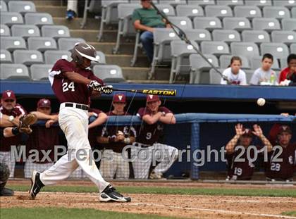Thumbnail 2 in Montville vs. East Lyme (ECC Semifinal) photogallery.