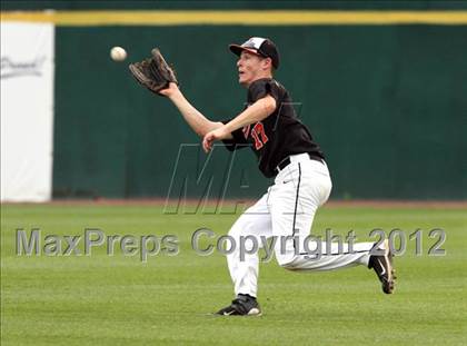 Thumbnail 3 in Montville vs. East Lyme (ECC Semifinal) photogallery.