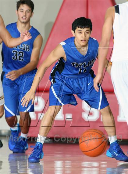 Thumbnail 3 in Katy Taylor vs. Klein Oak (McDonald's Texas Invitational) photogallery.