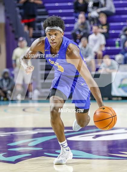 Thumbnail 3 in Montverde Academy vs Orlando Christian Prep (City of Palms Classic) photogallery.