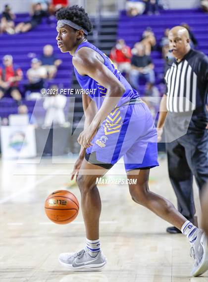 Thumbnail 2 in Montverde Academy vs Orlando Christian Prep (City of Palms Classic) photogallery.