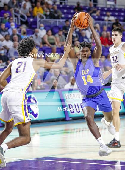 Thumbnail 2 in Montverde Academy vs Orlando Christian Prep (City of Palms Classic) photogallery.