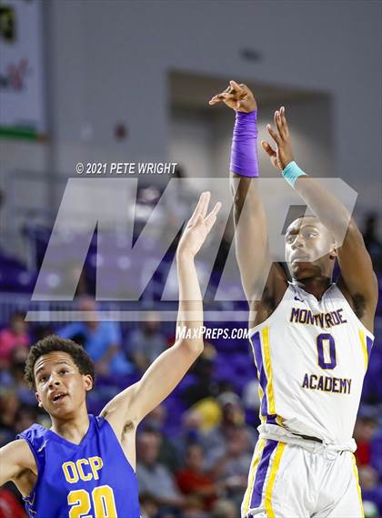 Thumbnail 3 in Montverde Academy vs Orlando Christian Prep (City of Palms Classic) photogallery.