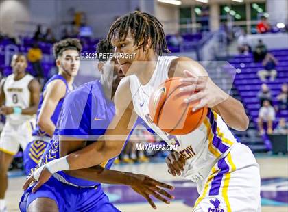 Thumbnail 1 in Montverde Academy vs Orlando Christian Prep (City of Palms Classic) photogallery.