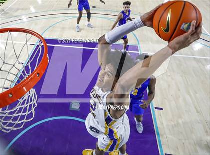 Thumbnail 2 in Montverde Academy vs Orlando Christian Prep (City of Palms Classic) photogallery.