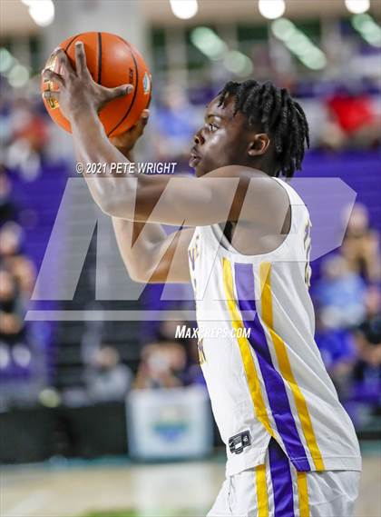 Thumbnail 3 in Montverde Academy vs Orlando Christian Prep (City of Palms Classic) photogallery.