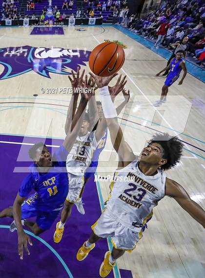 Thumbnail 2 in Montverde Academy vs Orlando Christian Prep (City of Palms Classic) photogallery.