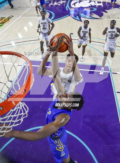 Thumbnail 2 in Montverde Academy vs Orlando Christian Prep (City of Palms Classic) photogallery.