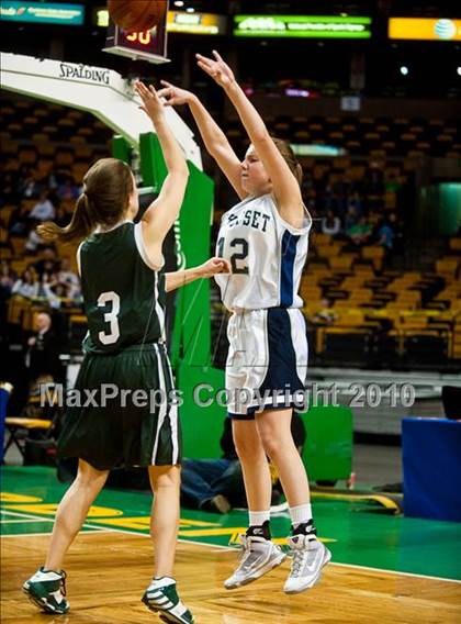 Thumbnail 1 in Cohasset vs Manchester Essex (MIAA D4 Final) photogallery.