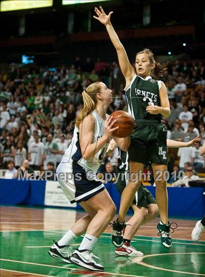 Thumbnail 3 in Cohasset vs Manchester Essex (MIAA D4 Final) photogallery.