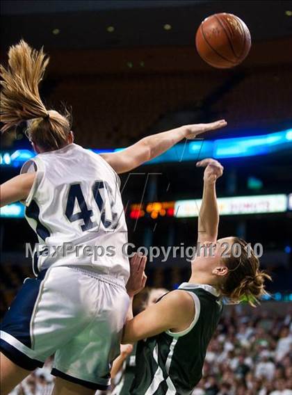 Thumbnail 2 in Cohasset vs Manchester Essex (MIAA D4 Final) photogallery.