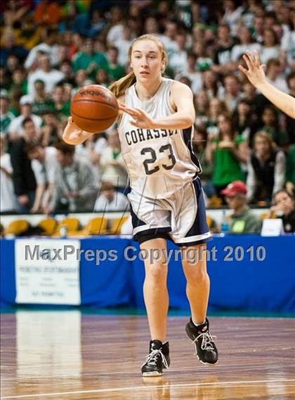 Thumbnail 3 in Cohasset vs Manchester Essex (MIAA D4 Final) photogallery.