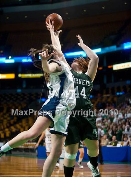 Thumbnail 3 in Cohasset vs Manchester Essex (MIAA D4 Final) photogallery.