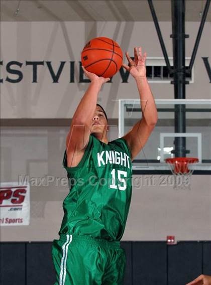 Thumbnail 1 in Westview vs. St. Joseph (Max Preps Holiday Classic) photogallery.