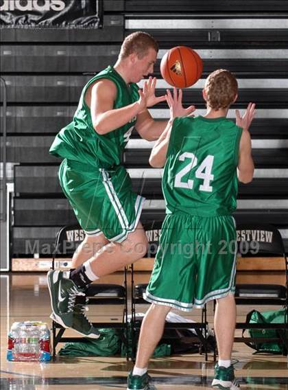 Thumbnail 2 in Westview vs. St. Joseph (Max Preps Holiday Classic) photogallery.