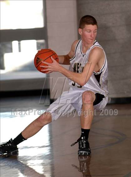 Thumbnail 3 in Westview vs. St. Joseph (Max Preps Holiday Classic) photogallery.